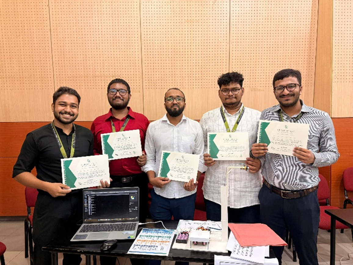 First prize-winning team at ElectraXhibit 2.0
